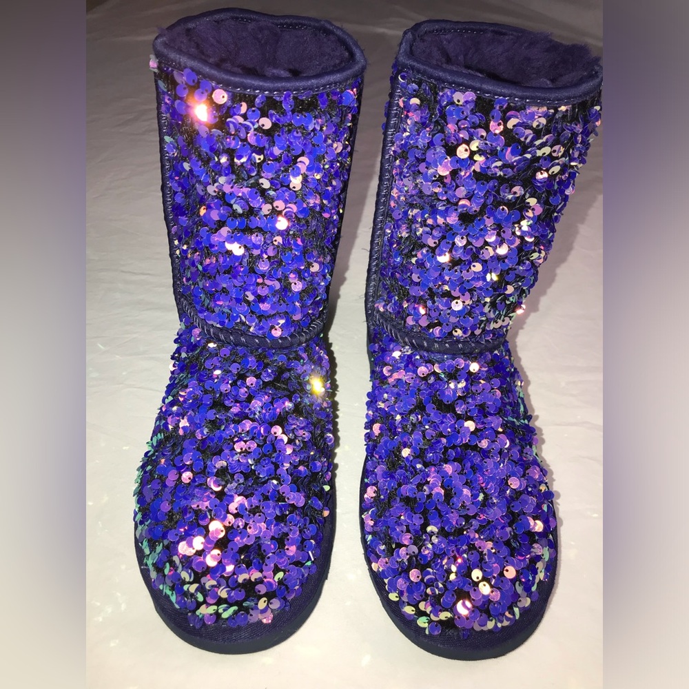 Ugg Sequin Stellar Short Boot - Picture 2 of 14